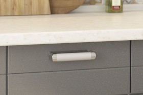 Кухонный гарнитур "Виктория 2.0" белый/белый металлик/графит металлик в Нерюнгри - neryungri.katalogmebeli.com | фото 4