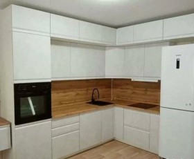Модульная кухня Бруклин 2.4 x 2 м (Бетон белый) в Нерюнгри - neryungri.katalogmebeli.com | фото 15